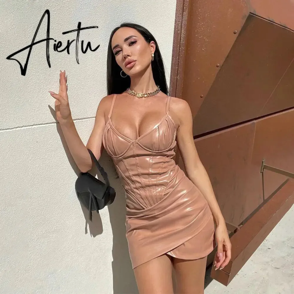 Aiertu Pu Bodycon Slip Sleeveless Backless Pleated Patchwork Streetwear Backless Sexy Mini Dress Women Summer Autumn Y2K