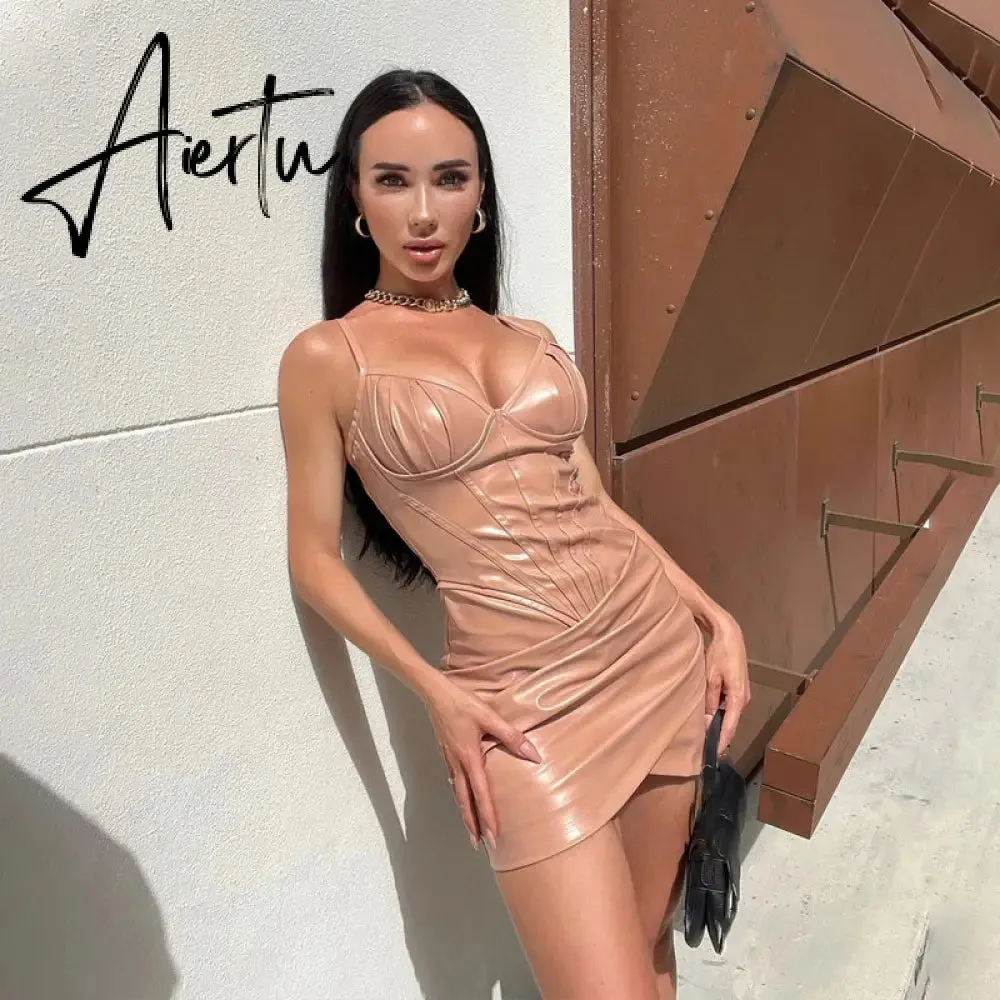 Aiertu Pu Bodycon Slip Sleeveless Backless Pleated Patchwork Streetwear Backless Sexy Mini Dress Women Summer Autumn Y2K